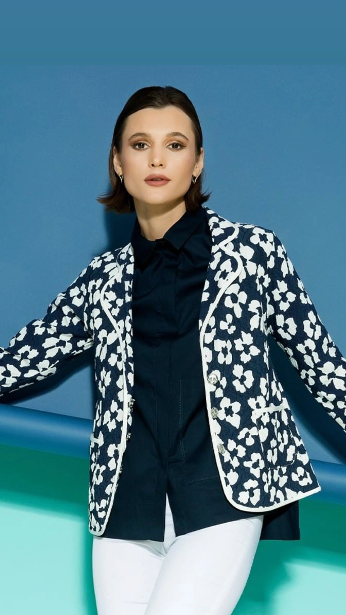 SLIM STRETCHY BLAZER