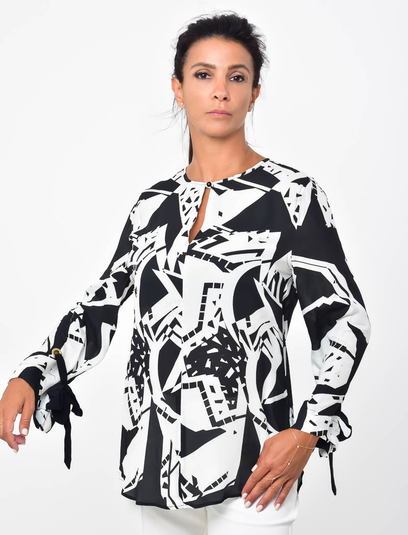 CHARMING BLOUSE